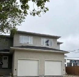 Spacious 3-bedroom duplex available for rent.  St. James area. Image# 7