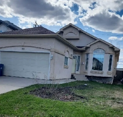 Beautifully maintained BNG in Lindenwoods $3000/ month Image# 12