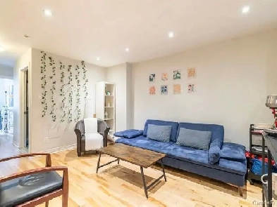 3-Bedroom Apartment-Students welcome Image# 1