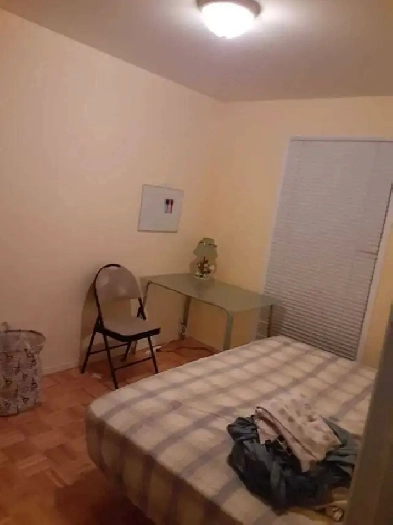 room for rent Image# 6