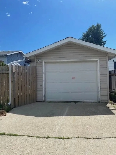 2 BEDROOMS AND 1 WASHROOM RENTAL IN JACKSON HEIGHT $1495 Image# 3