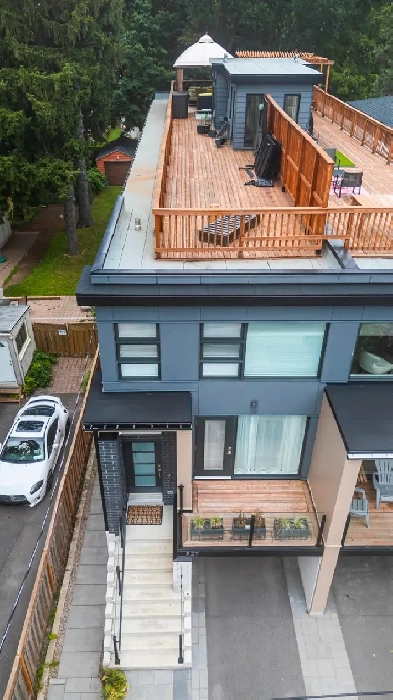 Westboro House W/rooftop patio - 4 bdr 4 bathr Image# 5