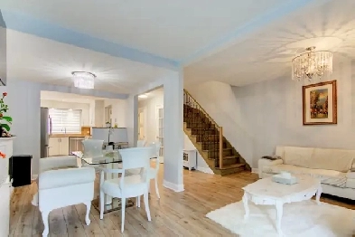 Maison en ranger à vendre DDO Image# 11