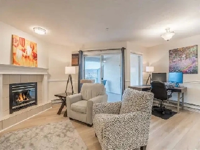 Roommate wanted to share 2  bdr, 2 bath condo Image# 1