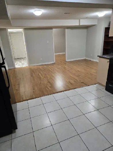 2 bdrm bsmt in castlemore $1700 plus utilities, July 1 Image# 1