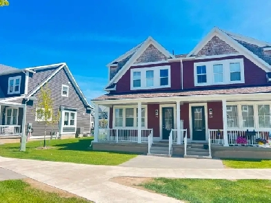 Executive Community - 24 Danielle Crescent, Midland, ON Image# 1