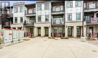 STACKED TOWNHOUSE IN DOON SOUTH AREA Image# 1