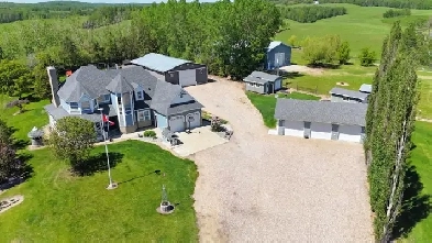 53502 Range Road 11, Parkland | EXECUTIVE 2-Storey on 5.4 Acres Image# 5
