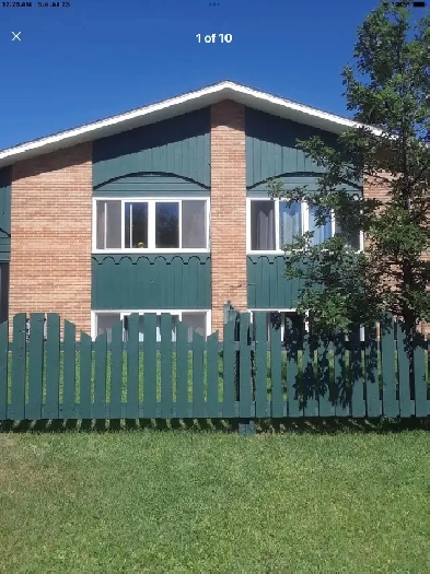 2bedroom  den lower suite of a 4 plex in Ogden se Image# 3