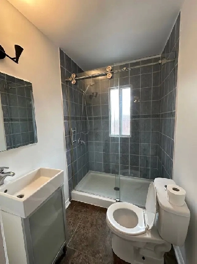 3 1/2 à louer - 1er Juillet Image# 1