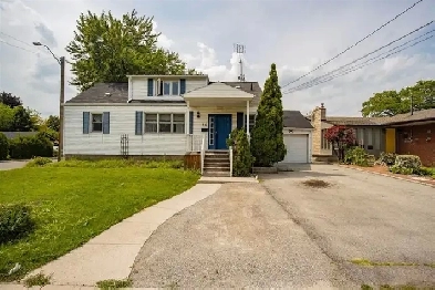 2 Beds, 1 Bath Main Floor for Rent | Hamilton Image# 1