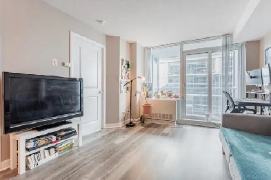 1 Bedroom condo - Direct access to Sheppard subway Image# 4