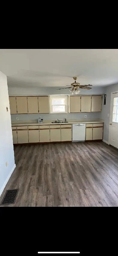 House for Rent in Petrolia Image# 1