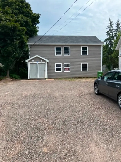3 bedroom Duplex in Middleton Image# 2