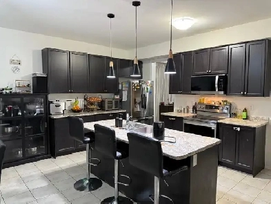 4 Beds FURNISHED Beautiful Detached Home AVAILABLE for JULY &AUG Image# 1