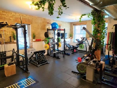 RENT GYM - FITNESS STUDIO -DOWNTOWN TORONTO Image# 1