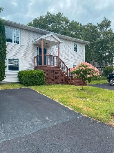 Beautiful Three Bedroom Apartment in Bedford Image# 6