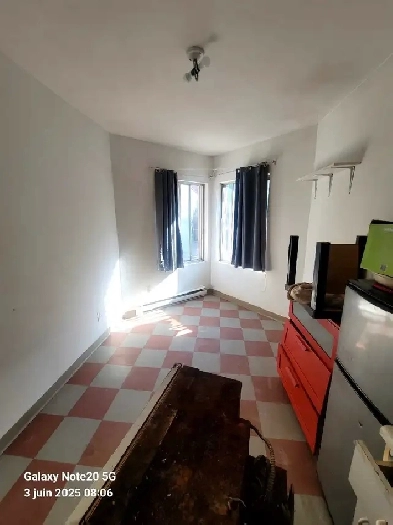 studio à louer Image# 1