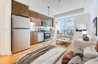 The most luxurious condo studio in downtown Toronto Image# 1