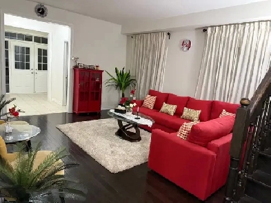 4 Beds FURNISHED Beautiful Detached Home AVAILABLE for JULY-AUG Image# 1