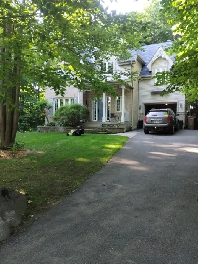 MAISON A LOUER A SAINT SAUVEUR MEUBLER OU NON MEUBLER Image# 1