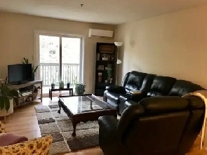July 1 - Spacious 2 Bedroom Image# 5