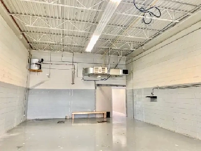 Unit 3 - Warehouse   Office for Rent Mississauga Image# 4
