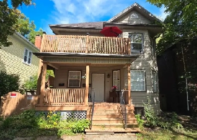 Apartment for Rent - One Bedroom, Den, Bathroom Image# 1