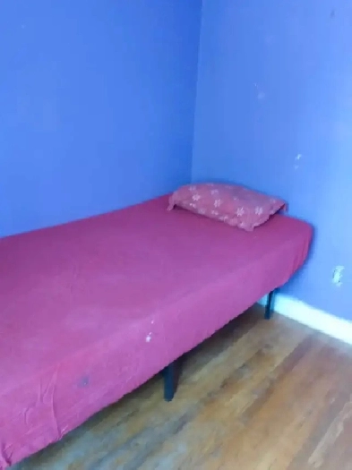 room for rent all included Image# 1