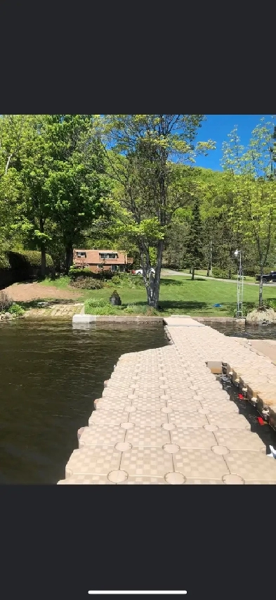 bord de l’eau meublé au complet Image# 1