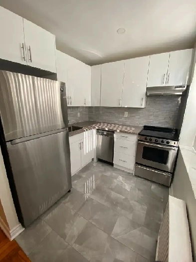 BACHELOR APARTMENT FOR RENT TORONTO Image# 1