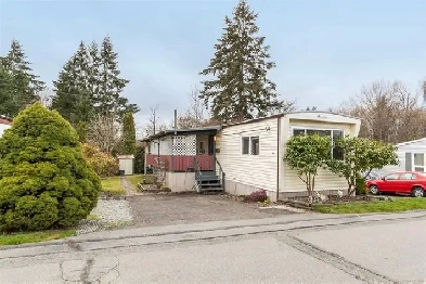 Charming Home with the Perfect Mix of Lifestyle & Location Image# 3