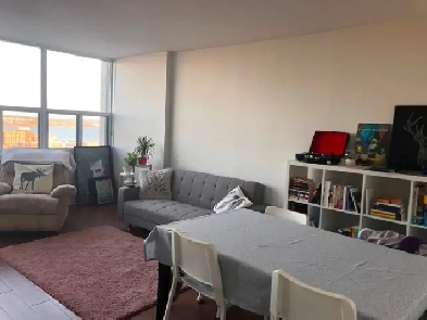 Two Bedroom Sublease/Lease Transfer AVAILABLE NOW Image# 1