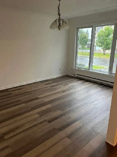 À LOUER – Grand 5 ½ lumineux | Stationnement privé | Sorel-Tracy Image# 7