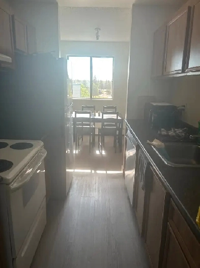 Den for rent - Callingwood Image# 1