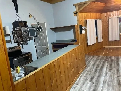 30 mins w of edm 1 bdr apartment on a farm Image# 4