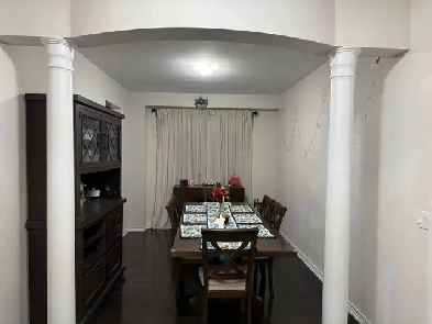 For JULY & AUG 4 Beds FURNISHED Beautifu Detached Home AVAILABLE Image# 1