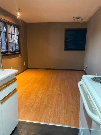 Cody 1 bedroom apartment, 2nd level(stairs) Image# 2