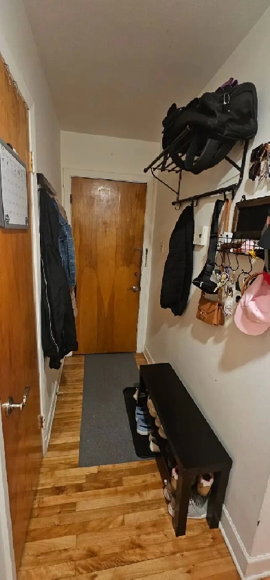 Beau et grand 4 1/2, au troisième étage, 1500$/mois. Image# 1