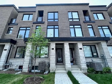 Furnished Modern 3 bedroom Townhouse for Rent Image# 9