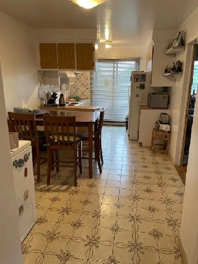 4 1/2 furnished for rent by month 1500 Image# 3