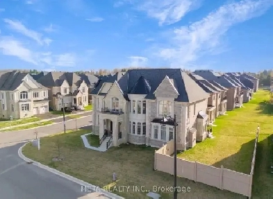 5 Beds 5 Bath | KING | NOBELTON Image# 1