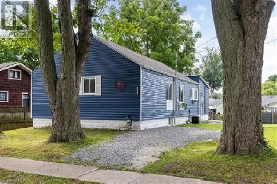 3 BEDROOM HOUSE RENTAL - CRYSTAL BEACH Image# 10