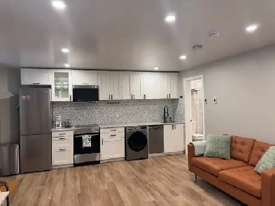 Brand New Bachelor Suite by U of A Hospital - Fully Furnished Image# 10