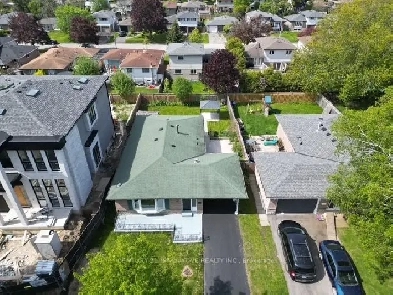 ✨MODERN COMFORT AND STYLISH LIVING BUNGALOW IN SOUTH EAST AJAX! Image# 1