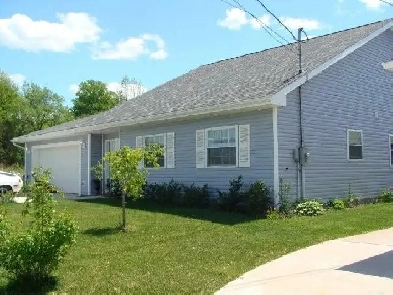 Modern Living in the Heart of Wolfville 3 Bed, 3.5 Bath Image# 14