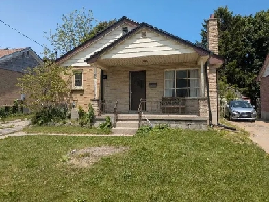 Room for rent 5 to 10 minutes from Fanshawe College Image# 8