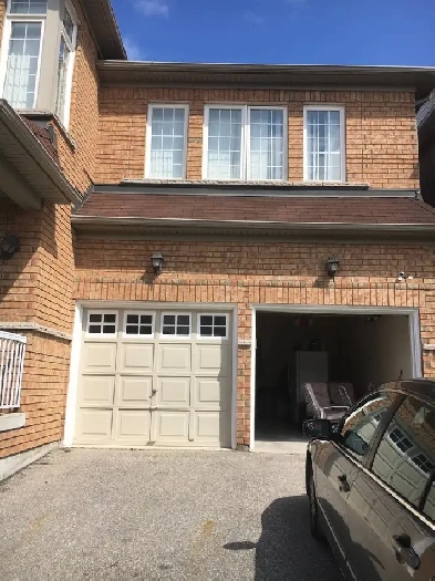 4 Bedroom House for Rent Image# 1