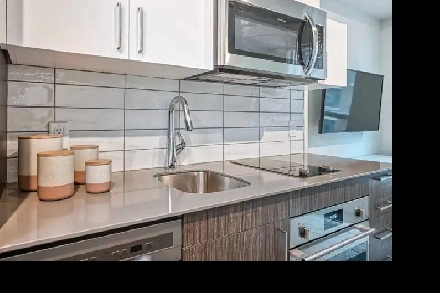 Studio Apartment Downtown Ottawa Image# 8