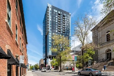 Ottawa | Sandy Hill | Penthouse for Rent | 2 Beds   2 Baths Image# 1